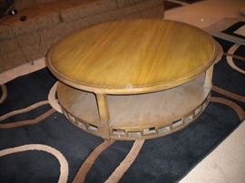 MCM/vintage round coffee table great condition(dusty sorry)