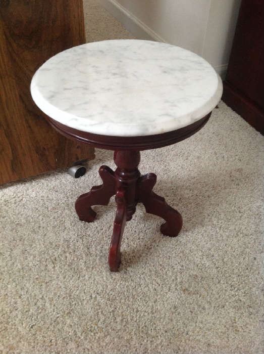 Marble Top Accent Table $ 60.00