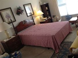 4 Post Bed (Bedding NOT included) $ 200.00