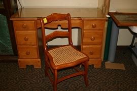 Desk w/Chair