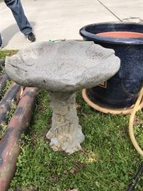 Small bird bath
