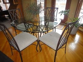 Wrought Iron Kitchen Table 4 / chairs 