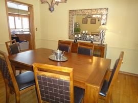 Dining Room  table w/ 6 chairs, 1 leaf, matching buffet 