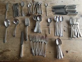 96 piece set of Heirloom Sterling - Damask Rose. Some marked Heirloom Sterling, others Heirloom Sterling by Oneida. Piece count in text description. 