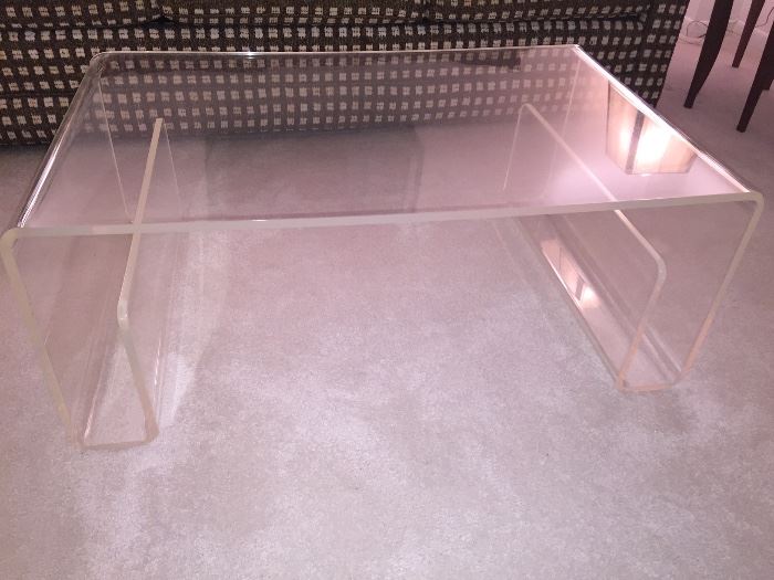 Mid-Century Lucite Coffee Table w/2 Magazine Racks