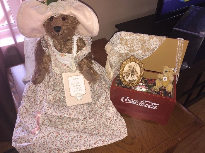 Bonnie, Coca-Cola Heirloom collectors bear