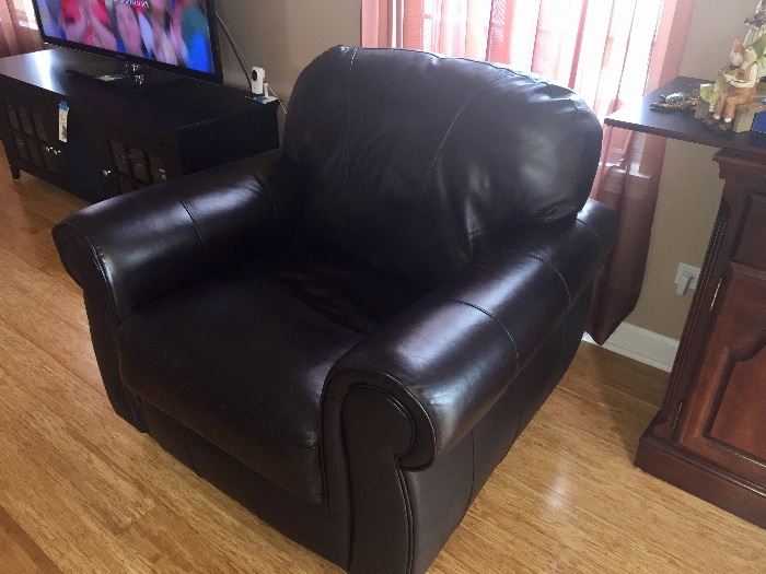matching leather chair...great condition