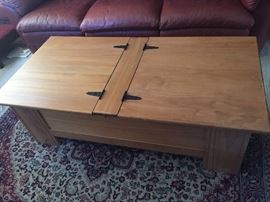 storage coffee table