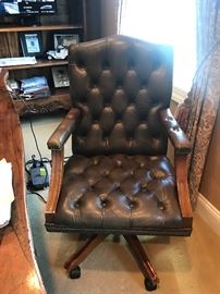 Leather tufted office chair