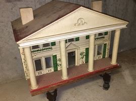 Great old Doll house!