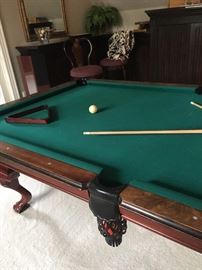 Luxury pool table