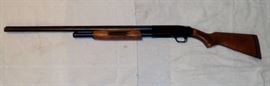NEVER FIRED MOSSBERG 500 A 12 GAUGE SHOTGUN with FRONT & REAR SIGHTS, 28" ACCU CHOKE, SHOOTS 2 3/4" & 3" SHELLS