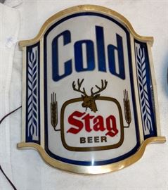 VINTAGE COLD STAG BEER LIGHT UP SIGN