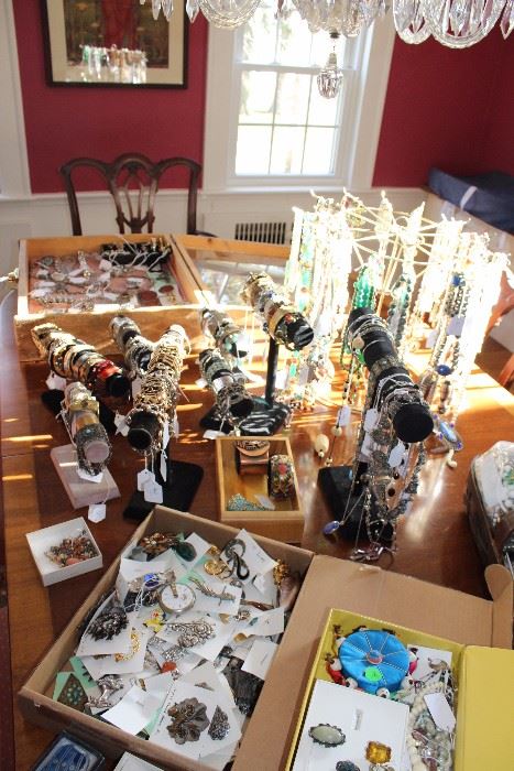 Tons of fabulous jewelry