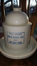 Small Red Wing Chicken feeder