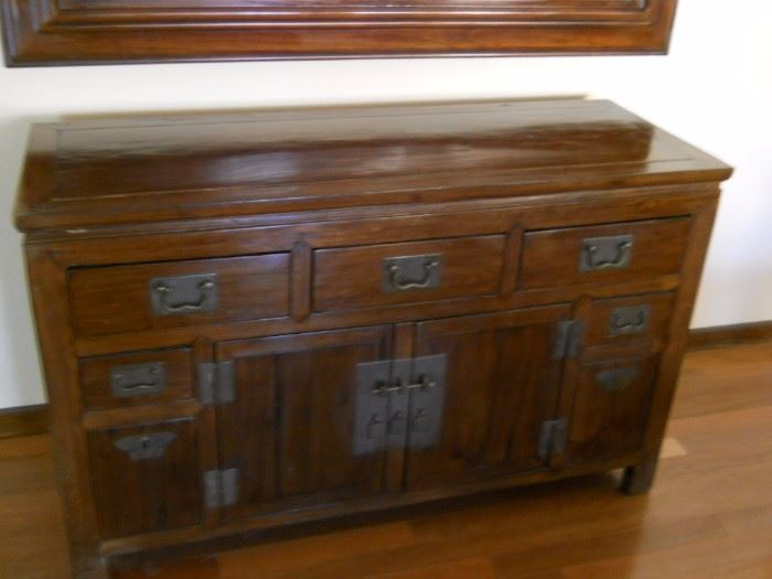 6ft special buffet with ornate hinges