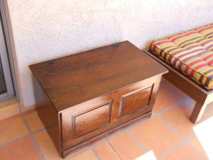 childs toy chest vintage