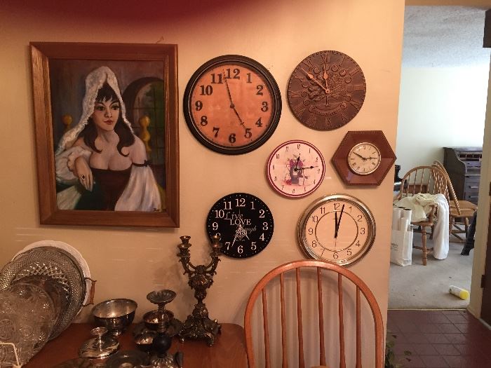 Several clocks to choose from and original art!