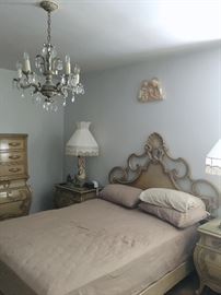 Beautiful vintage king bedroom set