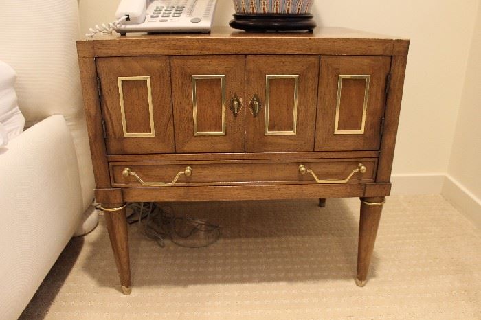 Pair of brass and wood nightstands 