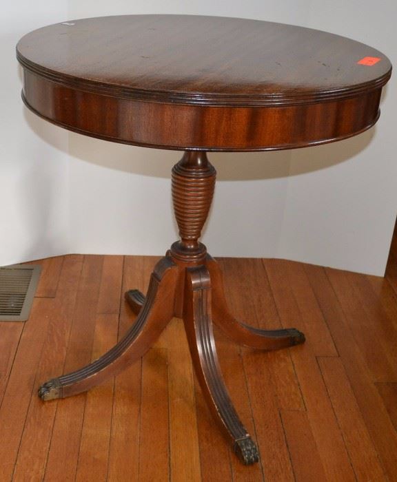 Ca. 1940 round ocassional table