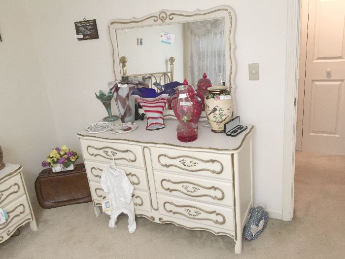 Mid-century Antique White 6 Drawer Dresser With Mirror