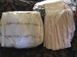 dust ruffel and comforter