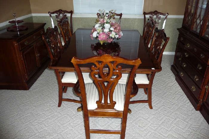 Formal Dining Table W/8 Chairs