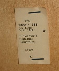 Thomasville Oval Dining Table w/4 Chairs and Matching Side Server