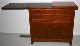 Thomasville Oval Dining Table w/4 Chairs and Matching Side Server