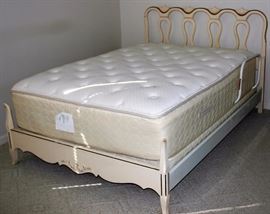 Fashion Trends by Johnson-Carper 4pc. Bedroom Set: Double Bed w/Sealy Mattress, Night Stand, 5 Drawer Chest, 6 Drawer Dresser w/Mirror