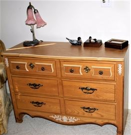 Stanley 3 Drawer Dresser w/Matching Night Stand