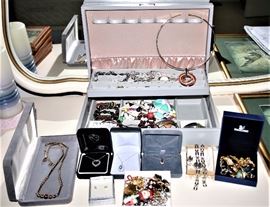 Jewelry and Jewelry Boxes