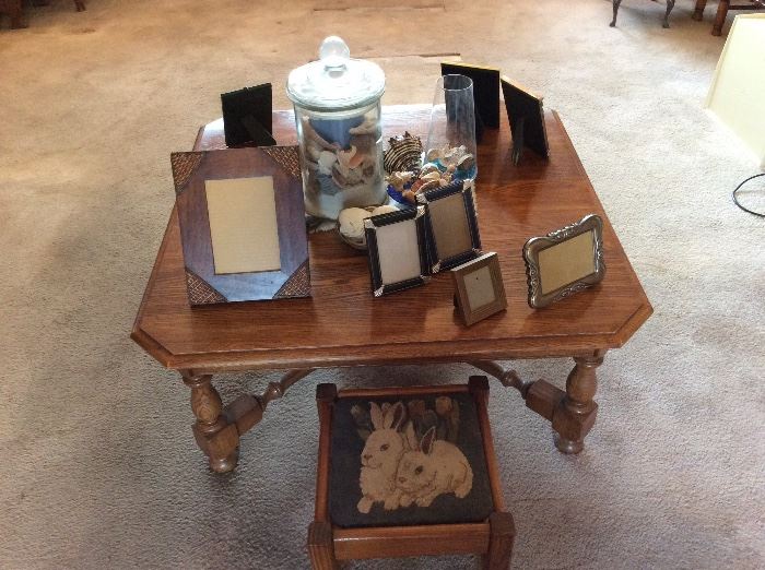 nice oak table and assortment of frames