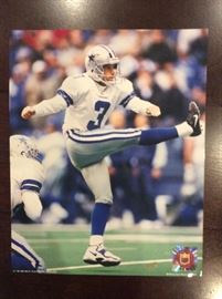 Photographs Dallas cowboy player Richie Cunningham