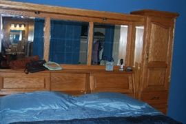 OAK PIER GROUPING - KING MATTRESS, UNDER BED STORAGE DRAWERS