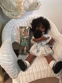 Some dolls here too ( about 6)