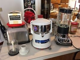 Nicer small kitchen appliances