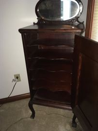 Lots of room for sheet music