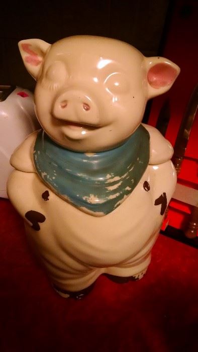 SMILEY PIG  COOKIE JAR
