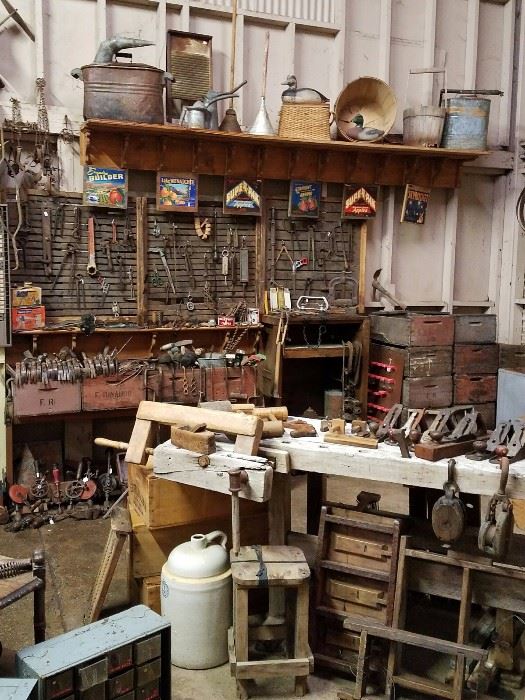 Warehouse Estate Sale in Roseville, CA starts on 3/2/2017