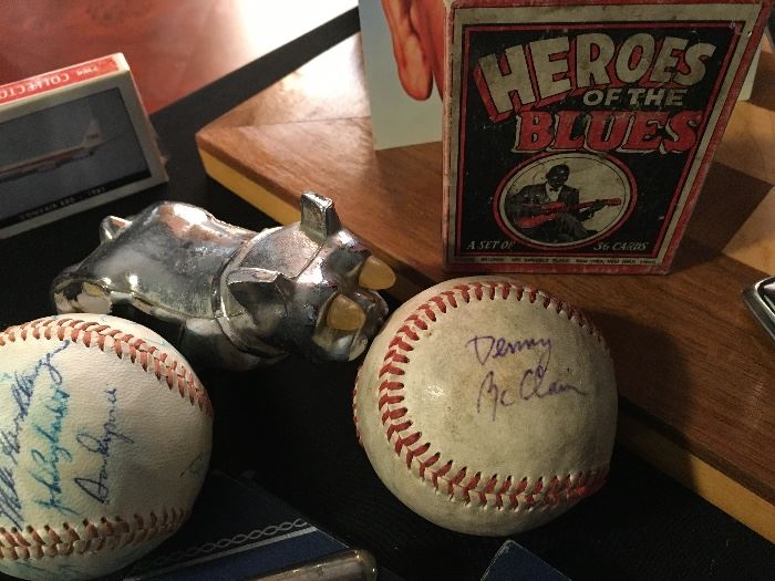 A couple of signed baseballs (Chicago White Socks and?)