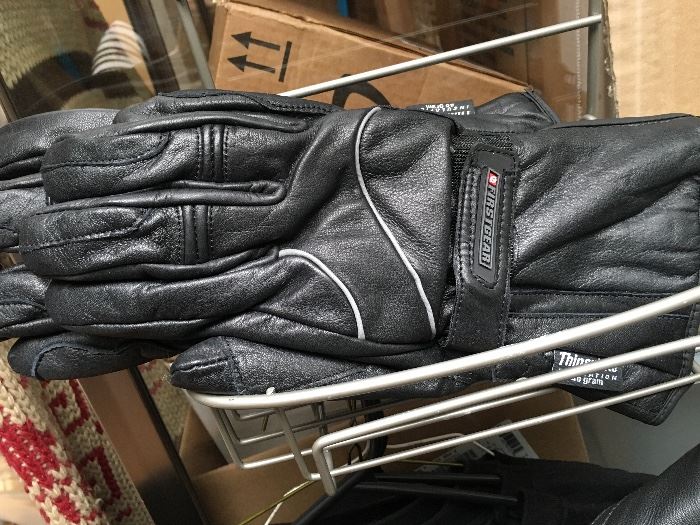 Several pairs of nice leather gloves