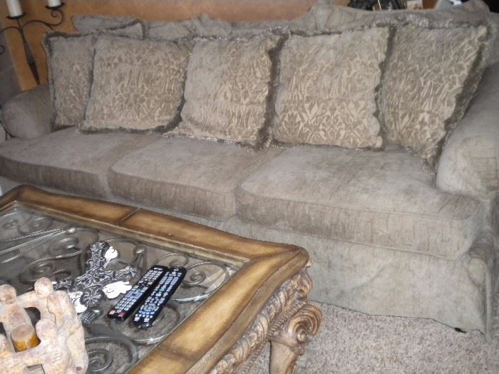 Bernhardt Sofa excellent condition, Matching Coffee and end table glass top