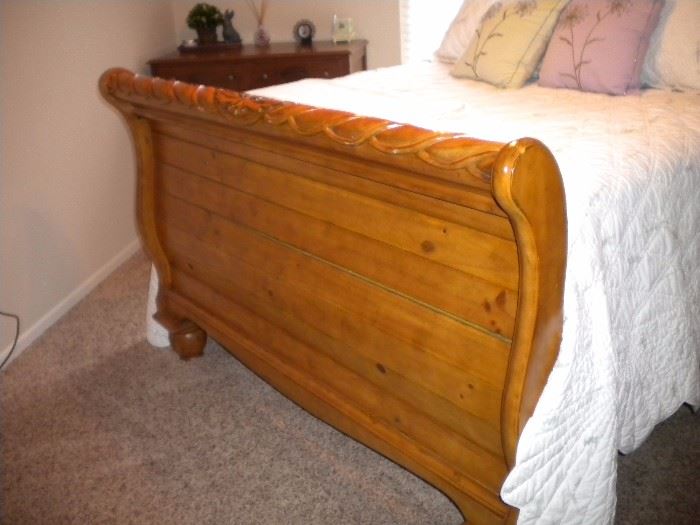 Queen Sleigh bed(Mattress and bedding not included in sale)