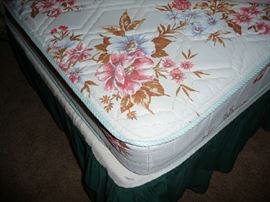 CLOSEUP OF MATTRESS