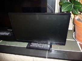 SMALL FLATSCREEN