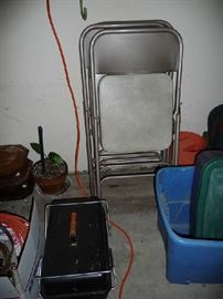 FOLDING CHAIRS, GRILL