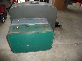 VINTAGE LUGGAGE