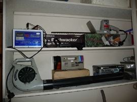 BLOWER, BATTERY CHARGER